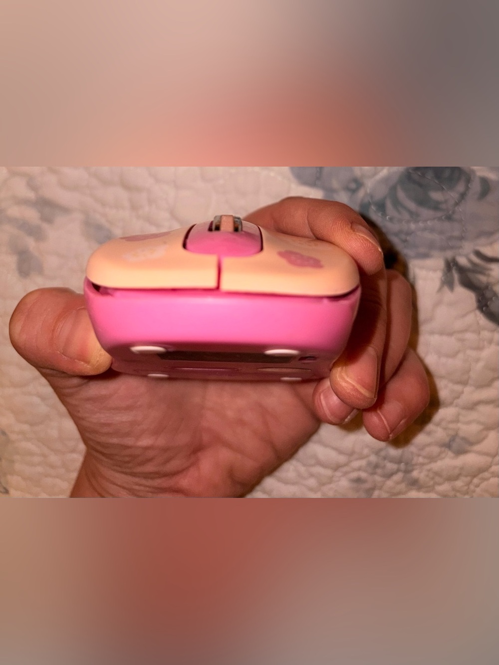 Pink Hello Kitty Wireless Bluetooth Computer Mouse - Picture 4 of 4